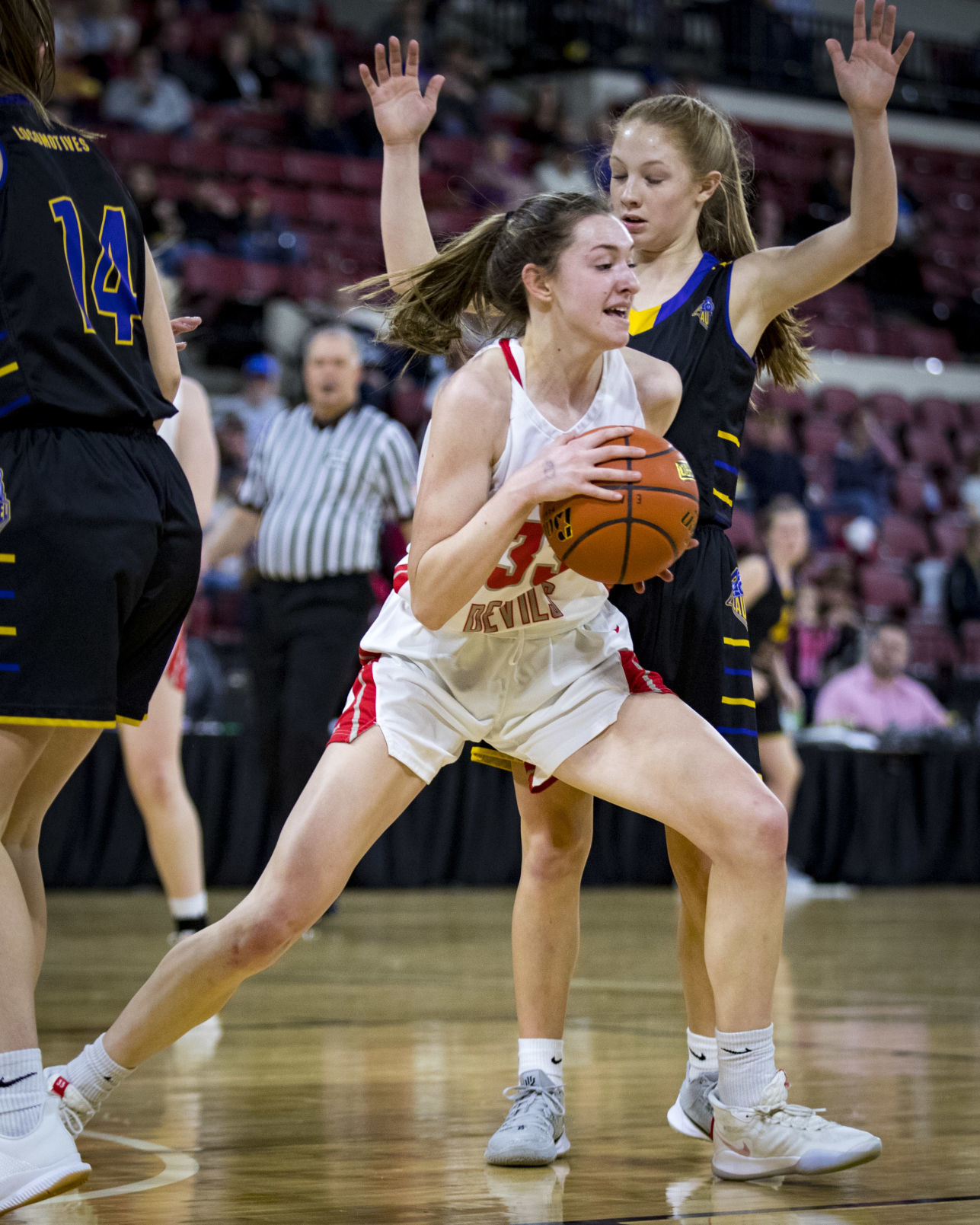 Laurel vs. Glendive